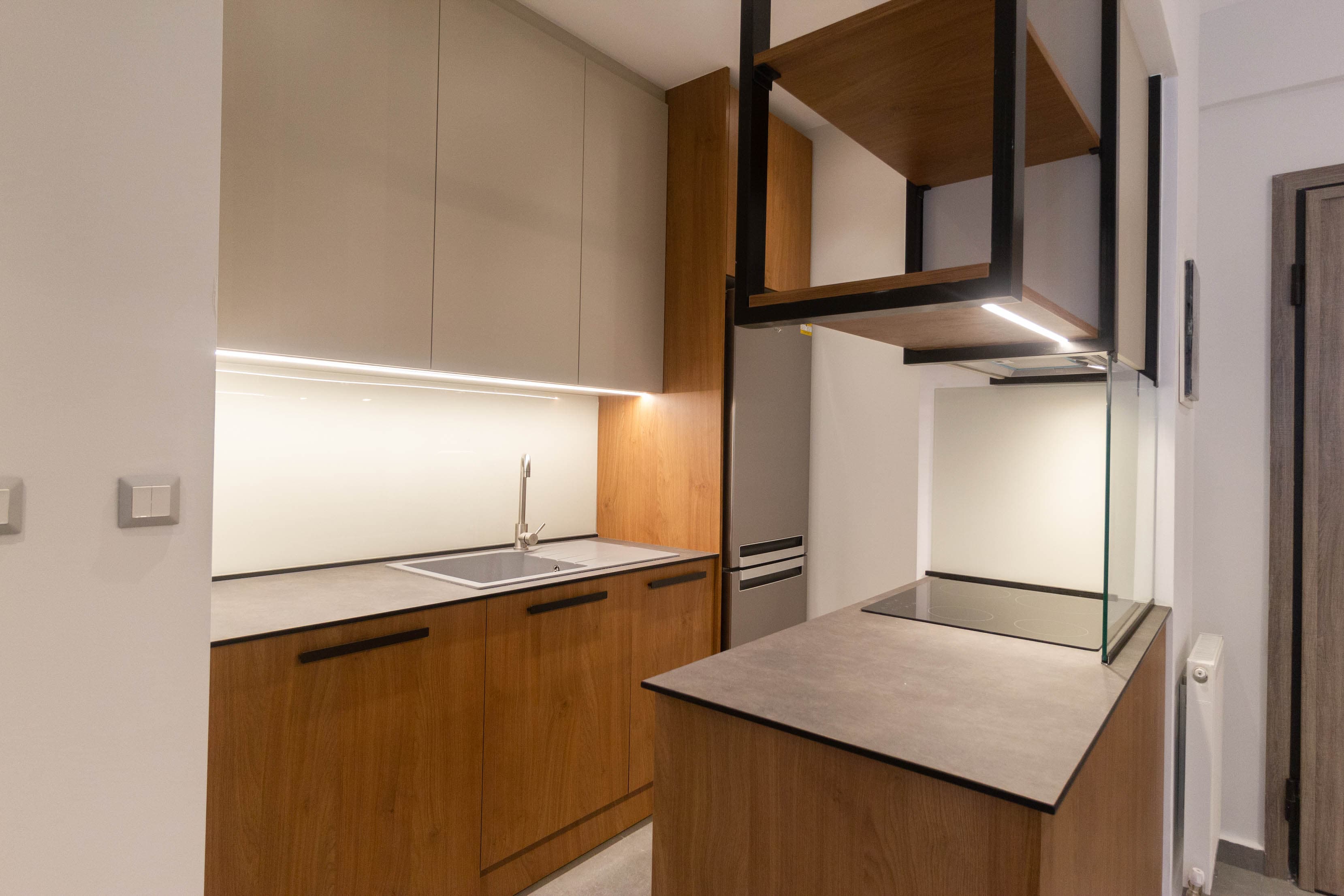 Εξαδακτύλου 17