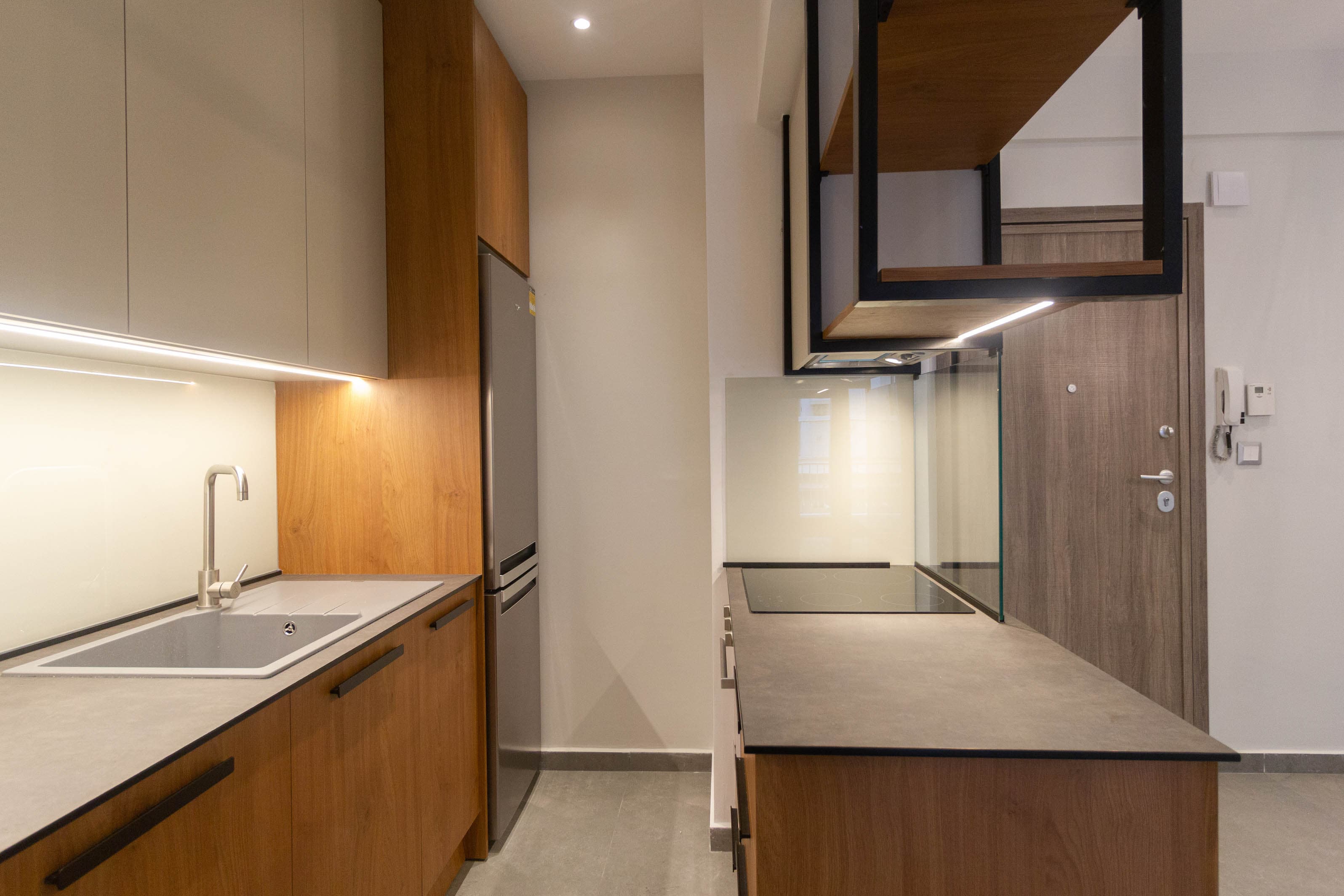 Εξαδακτύλου 9